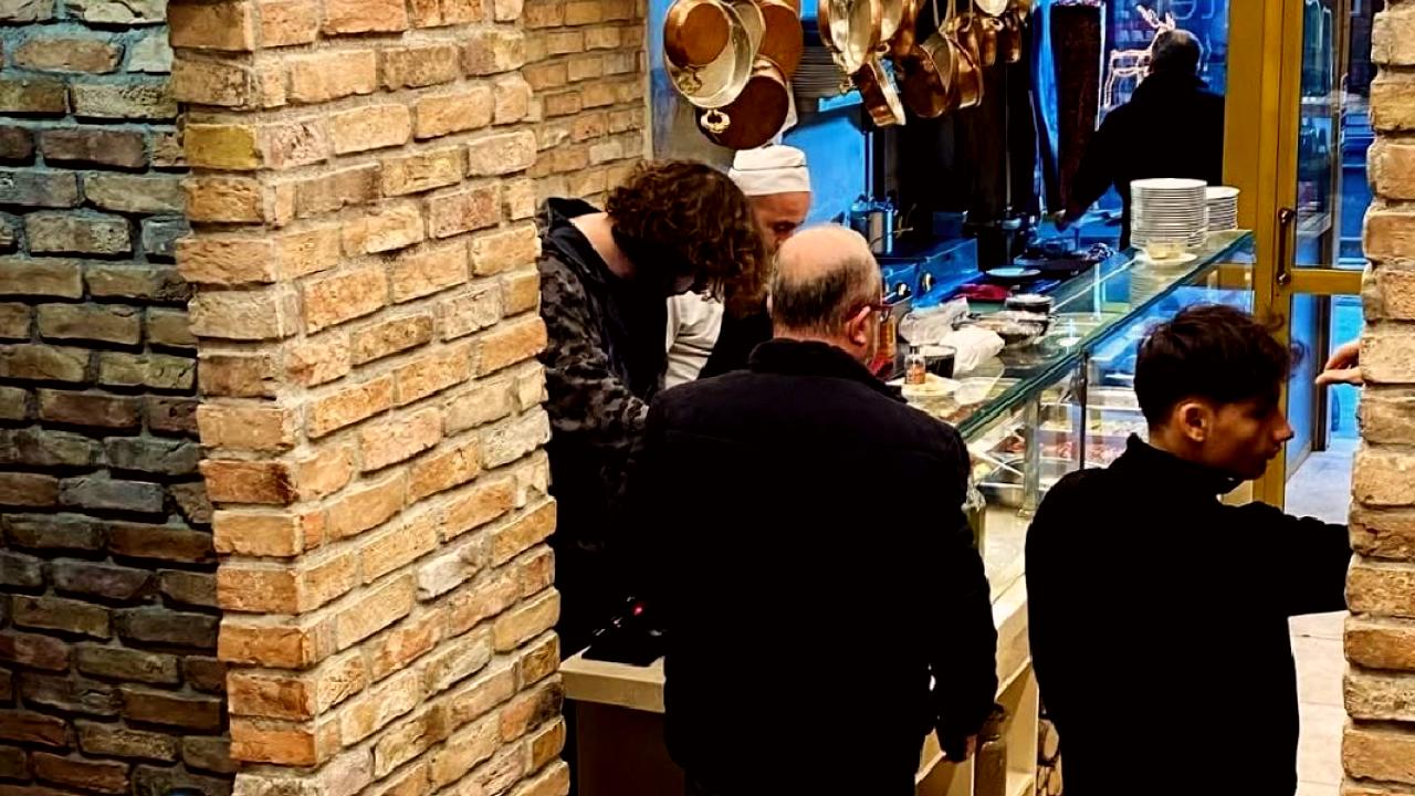 Beyoğlu'nda Bir Tarihi Mekan Konkordato İlan Etti